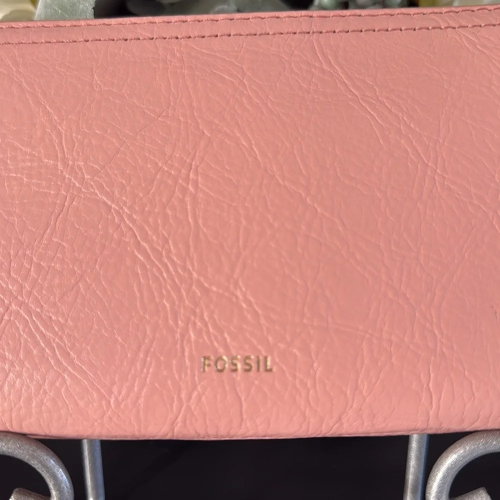 Fossil Logan Pink Leather Zip Around Wallet